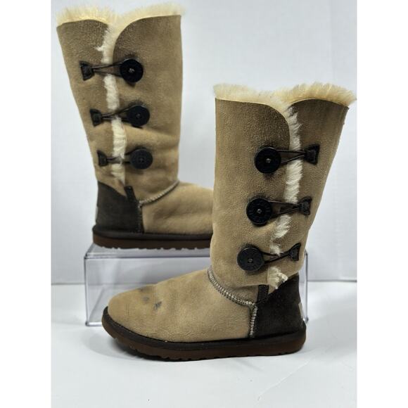 Ugg Bailey Button Triplet Brown Bomber Boot Sheepskin Shearling Lined Sz 6 Tall - Picture 1 of 13